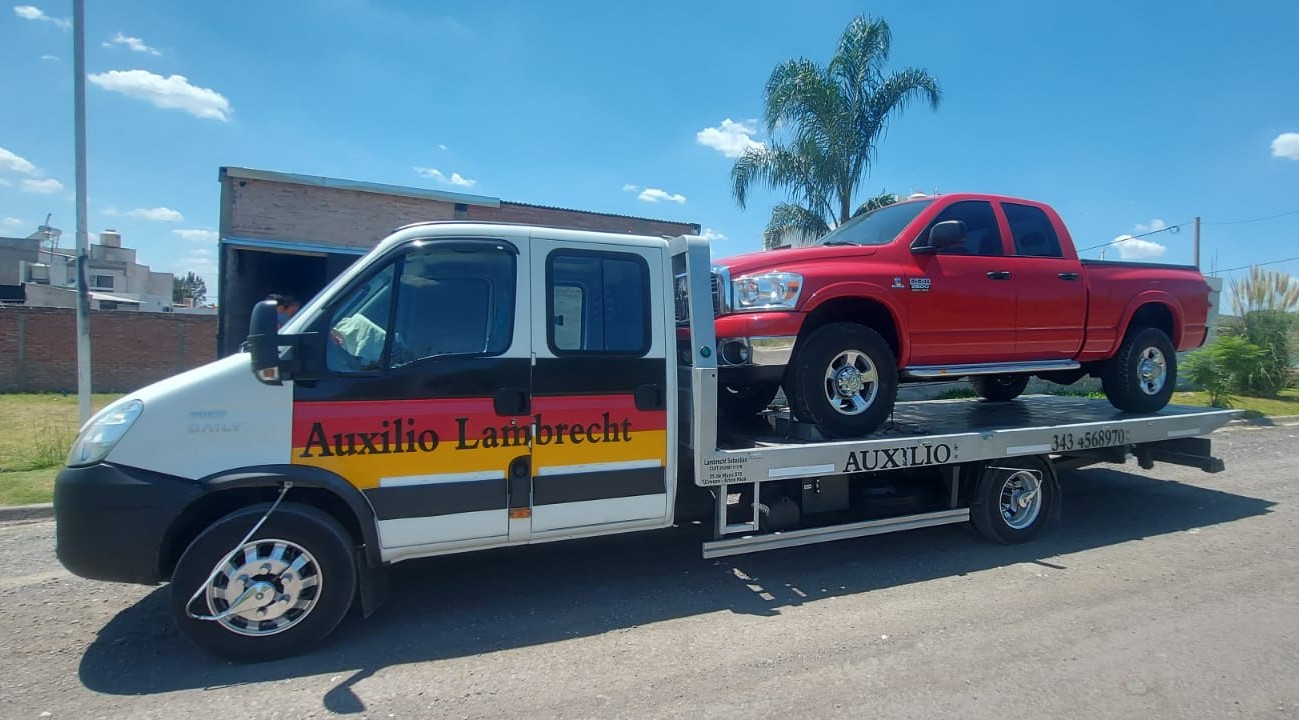 Grúa Auxilio Lambrecht en acción